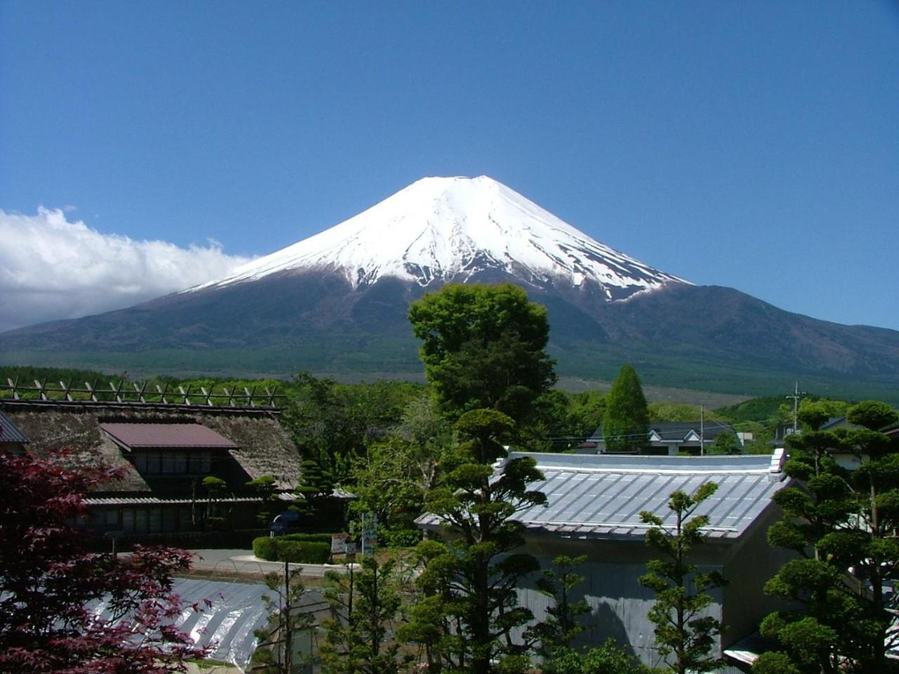 Lake Oshino المظهر الخارجي الصورة