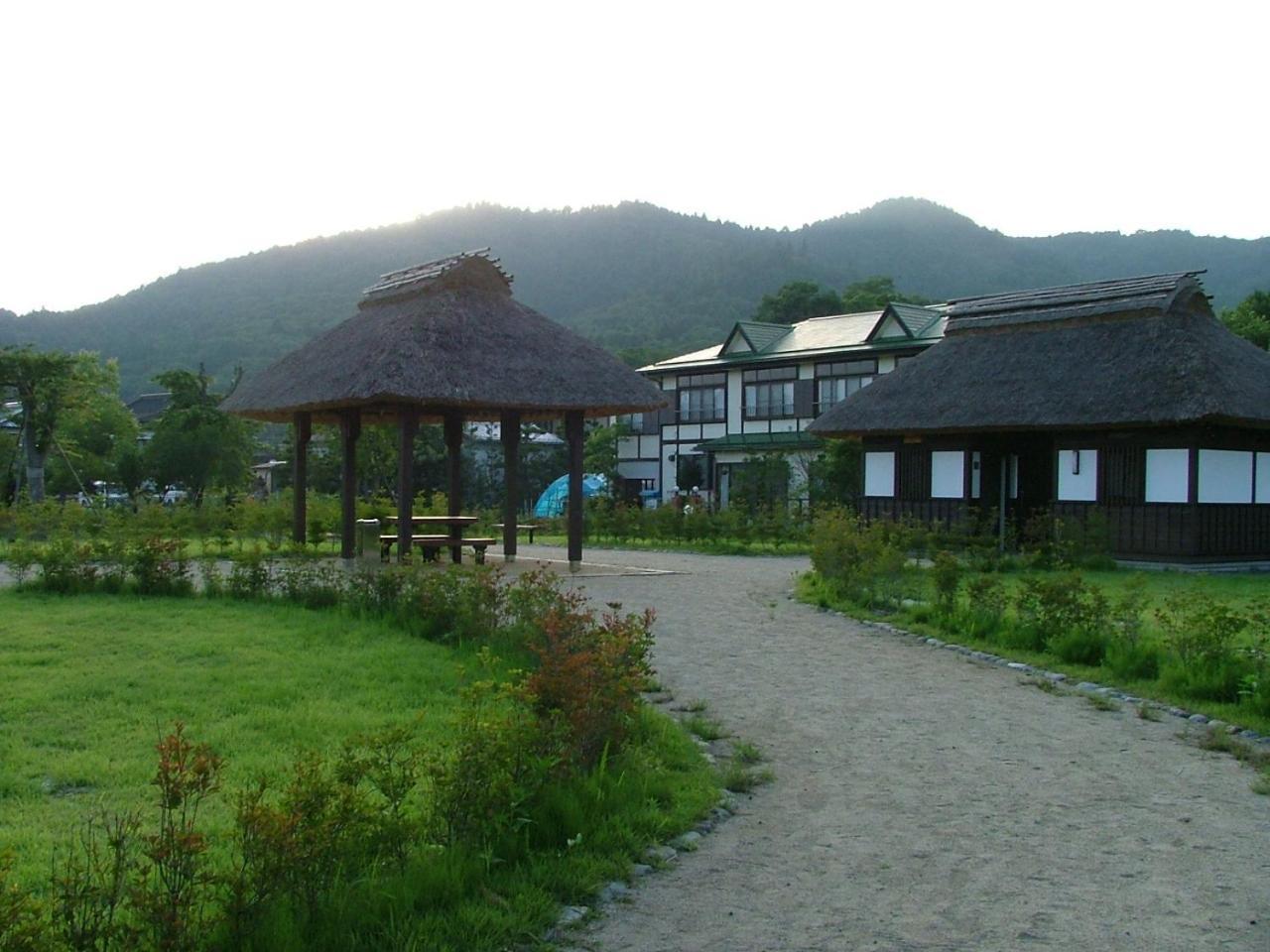 Lake Oshino المظهر الخارجي الصورة